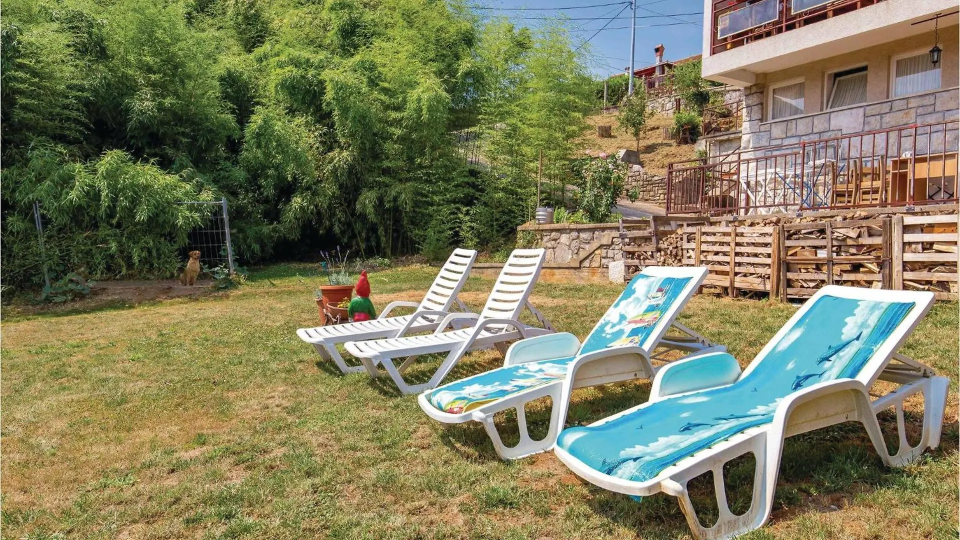 3 Bedroom Stunning Apartment In Lovran