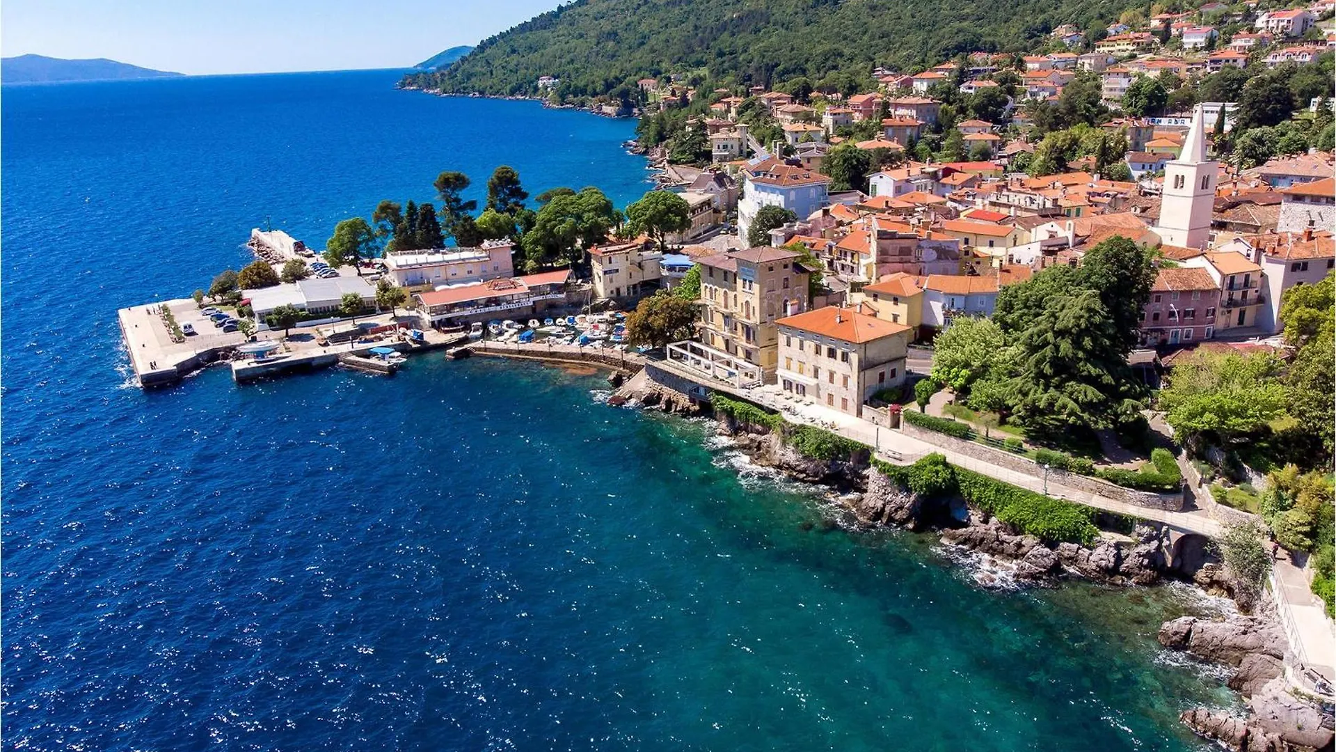 3 Bedroom Stunning Apartment In Lovran Croatia