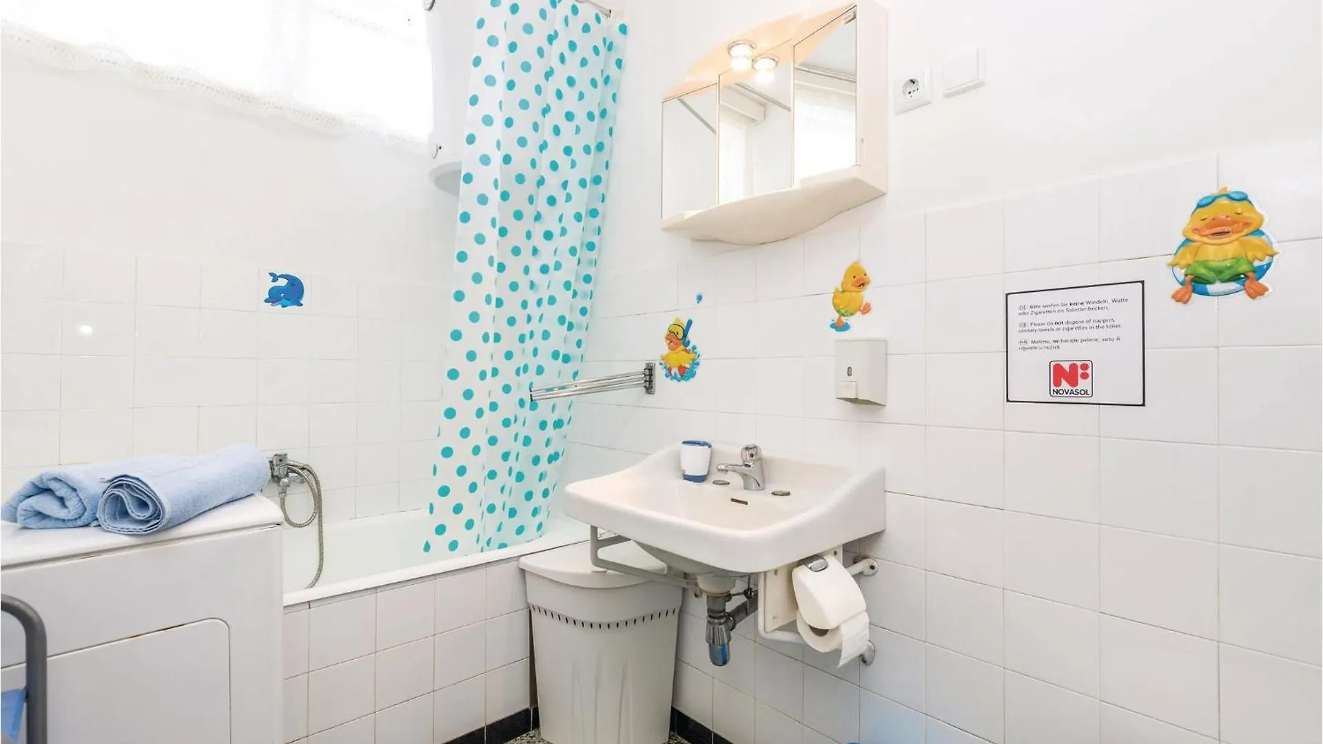 3 Bedroom Stunning Apartment In Lovran