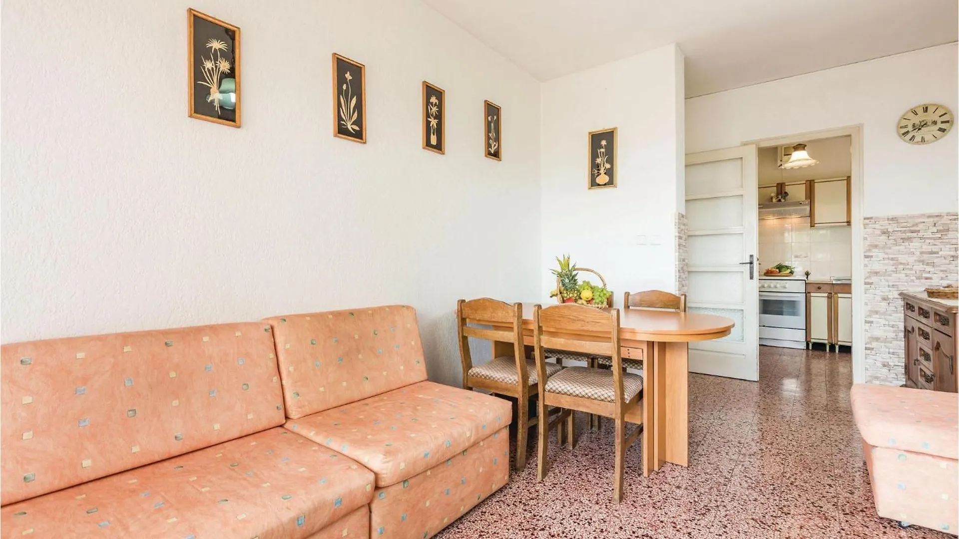 3 Bedroom Stunning Apartment In Lovran Croatia